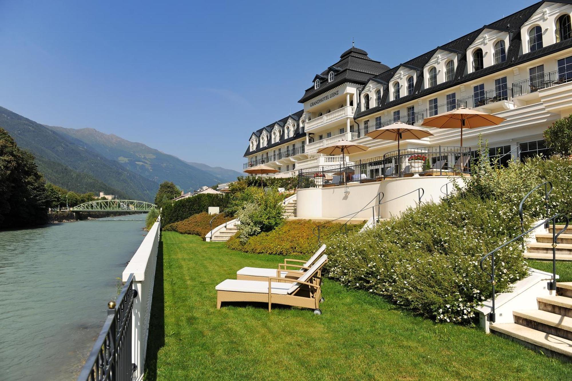 Grandhotel Lienz Business-Wellness & Gourmet Ngoại thất bức ảnh