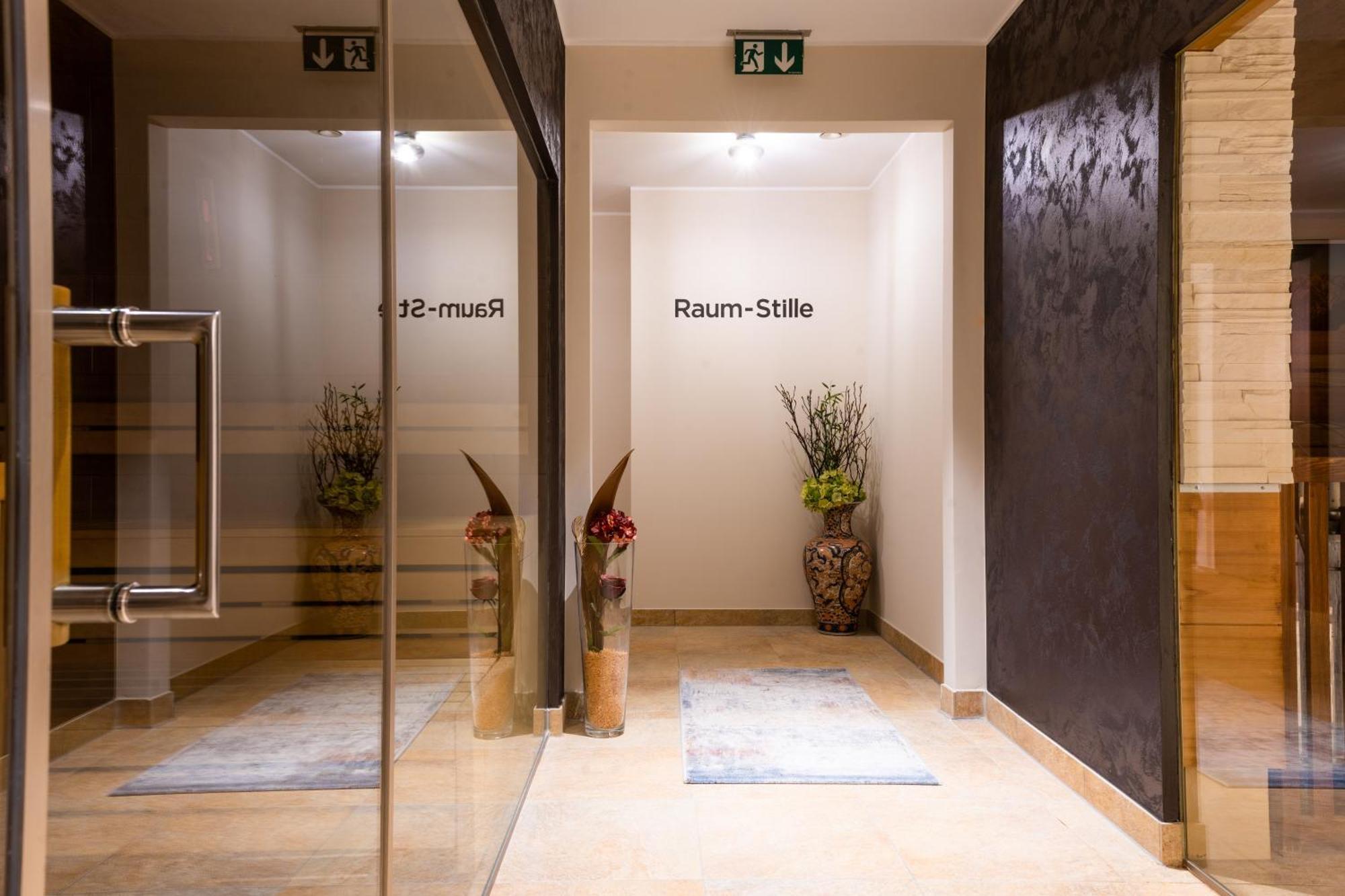 Grandhotel Lienz Business-Wellness & Gourmet Ngoại thất bức ảnh