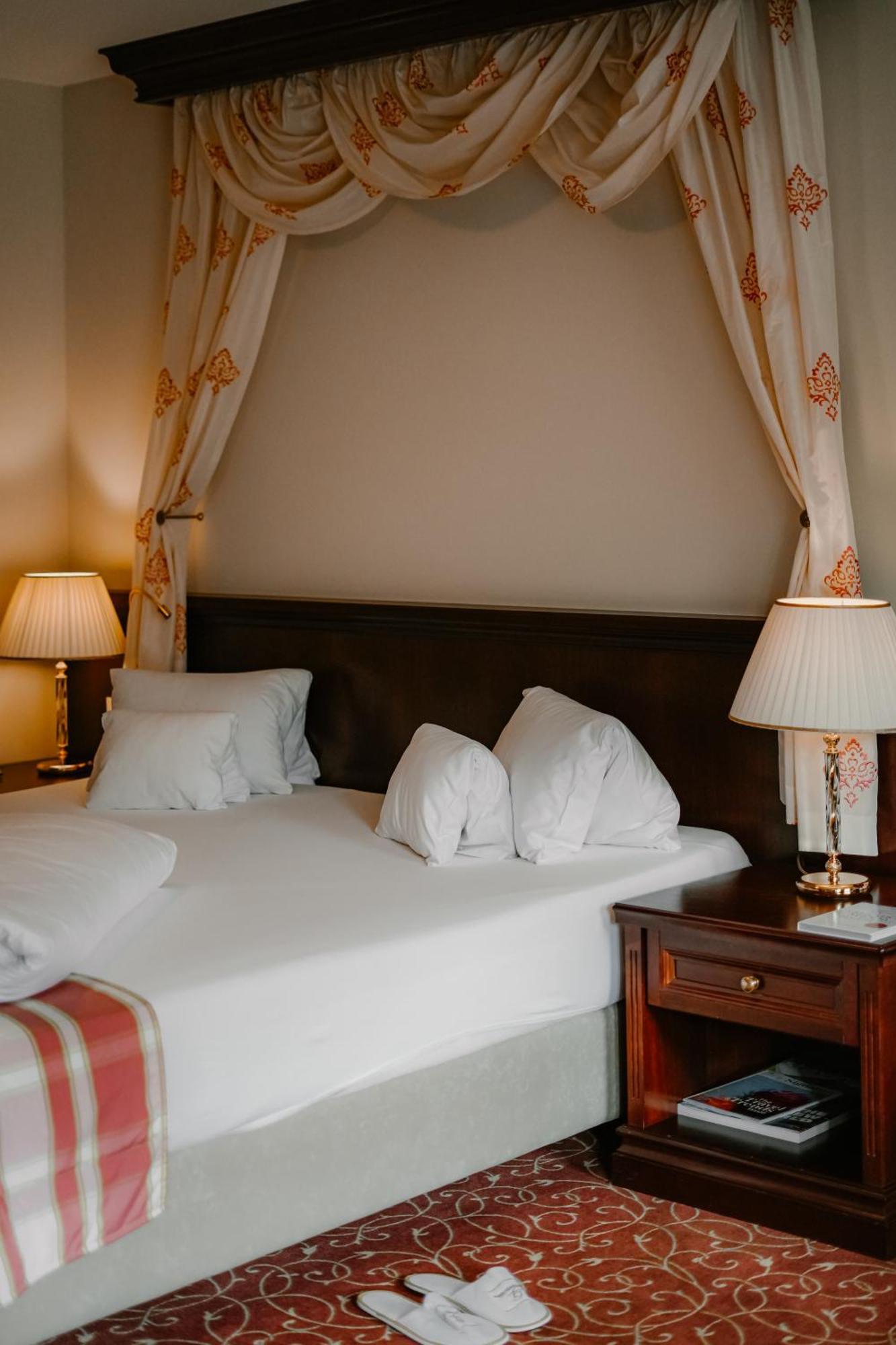 Grandhotel Lienz Business-Wellness & Gourmet Ngoại thất bức ảnh